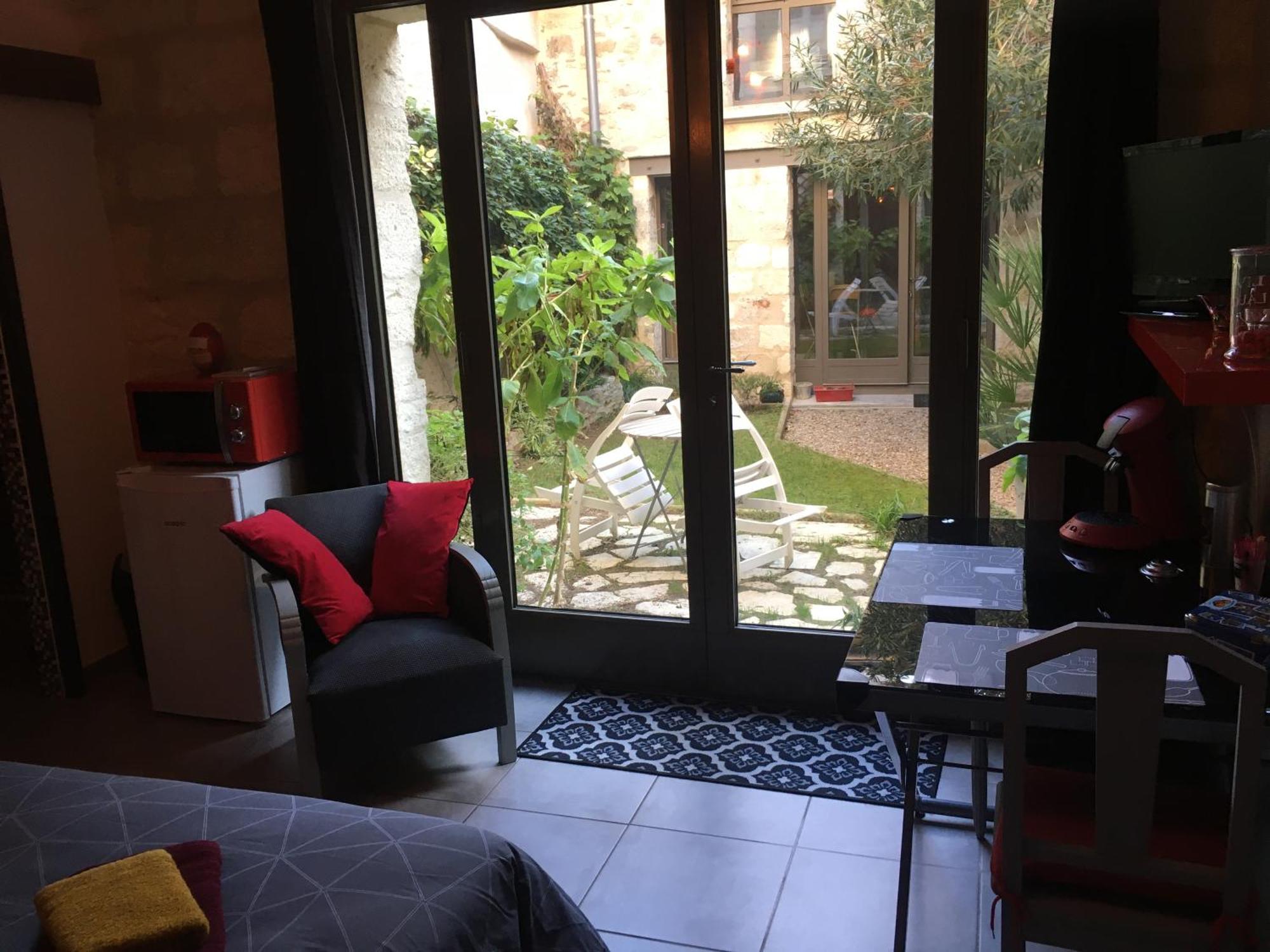 Sur Jardin Secret - Centre - Climatisee Gasthuis