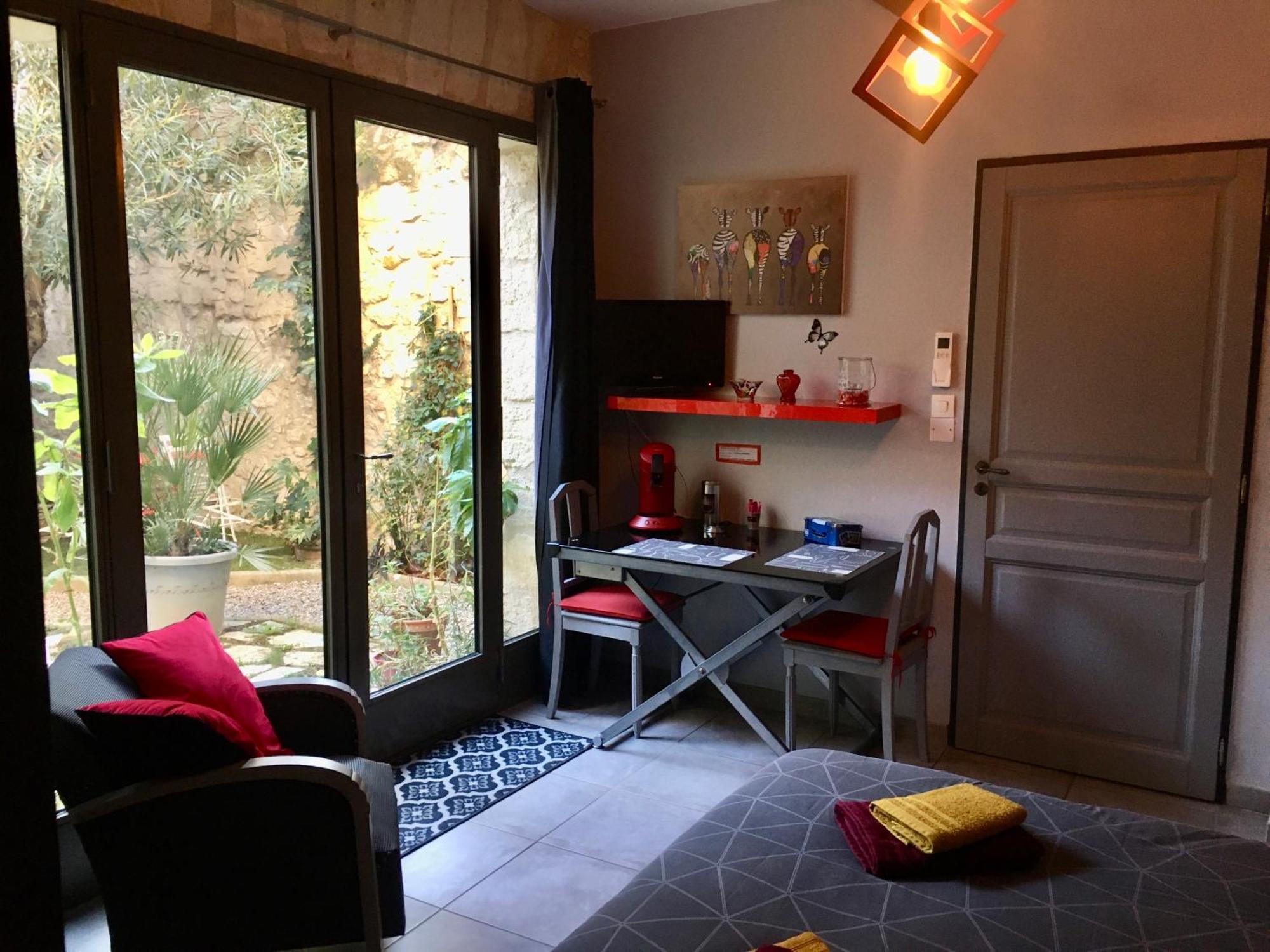 Sur Jardin Secret Avignon